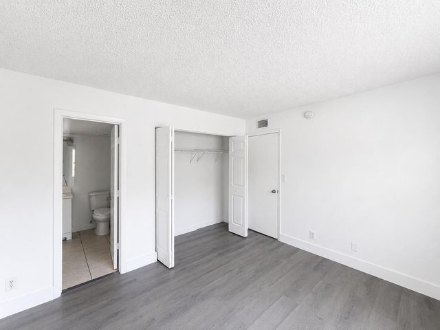 11473 NW 42nd Street, Coral Springs, FL 33065