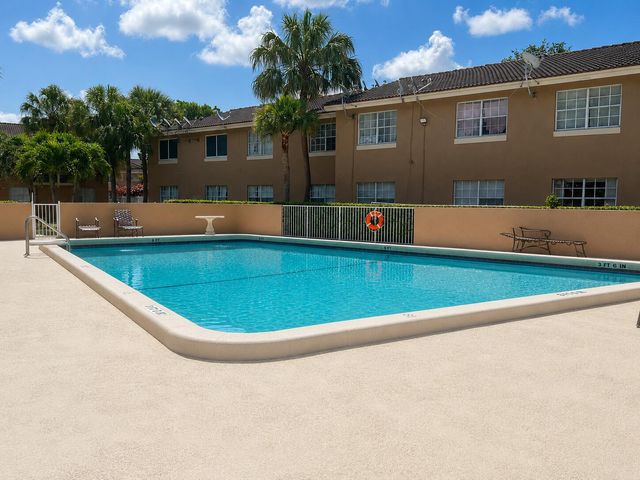 11473 NW 42nd Street, Coral Springs, FL 33065