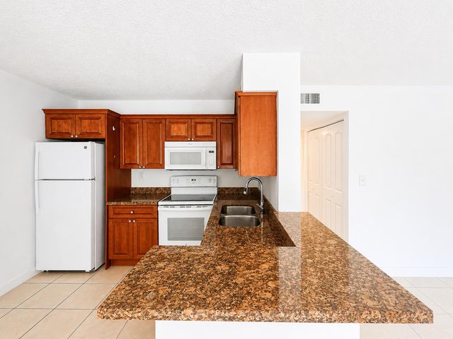 11473 NW 42nd Street, Coral Springs, FL 33065