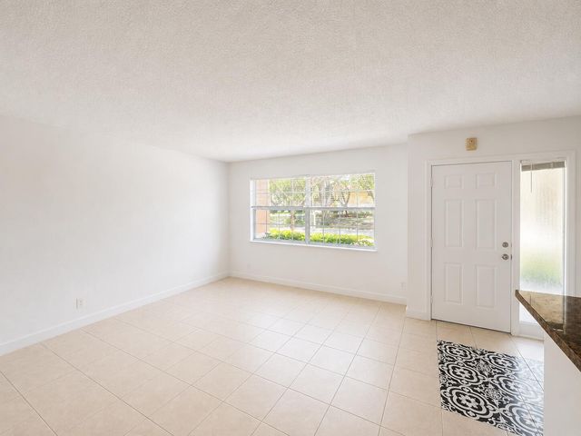 11473 NW 42nd Street, Coral Springs, FL 33065