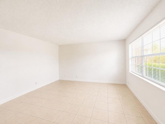 11473 NW 42nd Street, Coral Springs, FL 33065