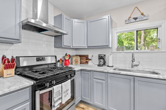 1851 Gippy Lane, Charleston, SC 29407