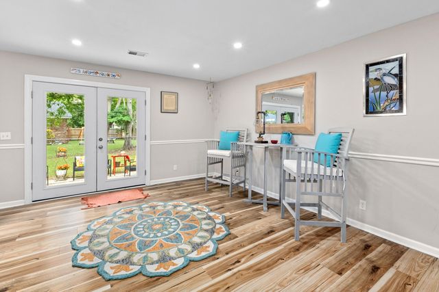1851 Gippy Lane, Charleston, SC 29407