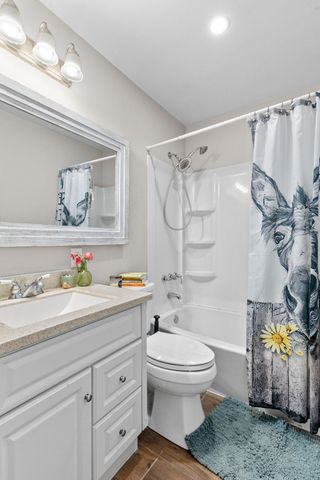 1851 Gippy Lane, Charleston, SC 29407