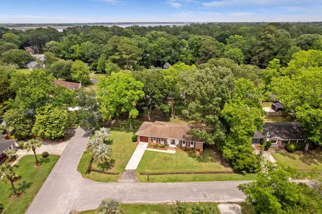 1851 Gippy Lane, Charleston, SC 29407