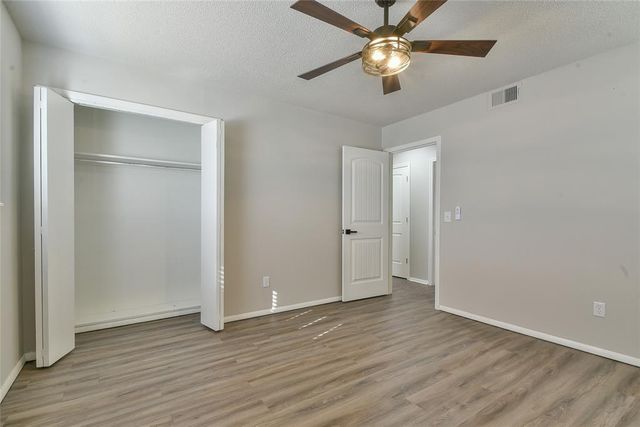 608 SE Moraine Avenue, Midwest City, OK 73130