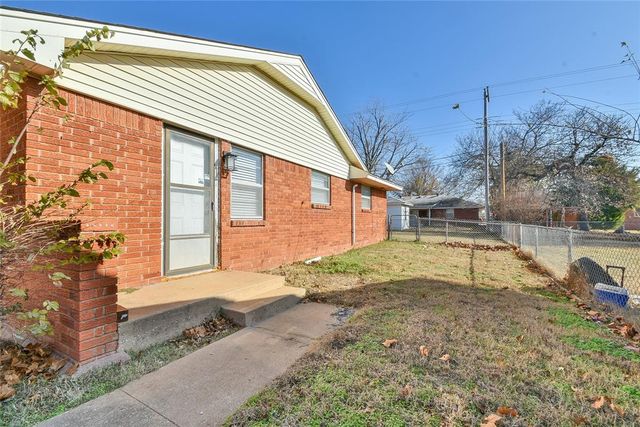 608 SE Moraine Avenue, Midwest City, OK 73130