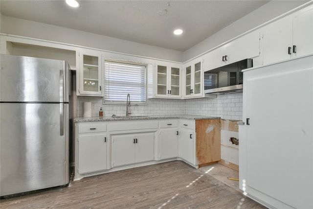 608 SE Moraine Avenue, Midwest City, OK 73130