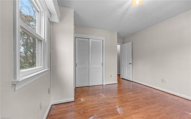 17 Cale CIR, Newport News, VA 23606