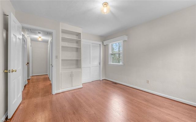 17 Cale CIR, Newport News, VA 23606