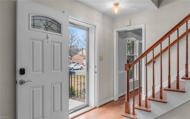 17 Cale CIR, Newport News, VA 23606