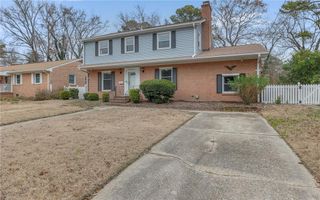 17 Cale CIR, Newport News, VA 23606