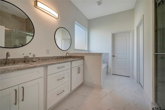 345 EDGEWATER DRIVE, Livingston, TX 77351