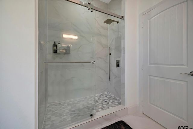 345 EDGEWATER DRIVE, Livingston, TX 77351