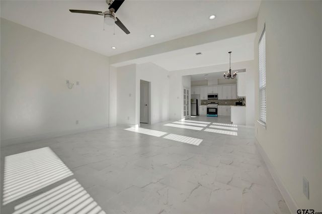 345 EDGEWATER DRIVE, Livingston, TX 77351