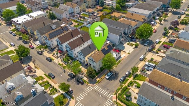 1058 Fanny St, Elizabeth City, NJ 07201