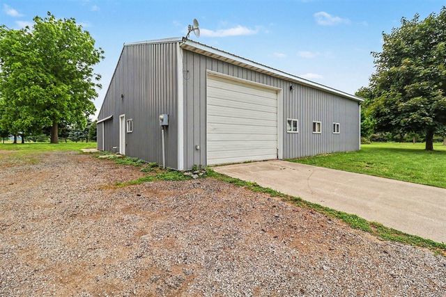 6301 S Stiles Road, Pentwater, MI 49449