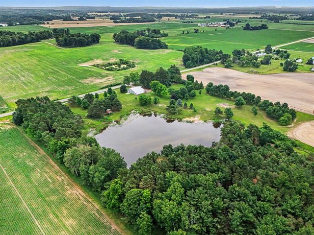 6301 S Stiles Road, Pentwater, MI 49449