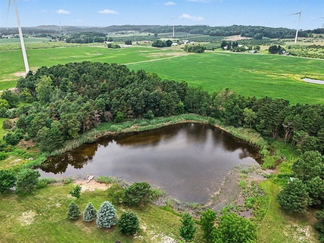 6301 S Stiles Road, Pentwater, MI 49449
