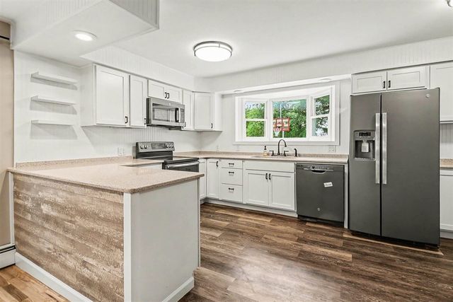6301 S Stiles Road, Pentwater, MI 49449