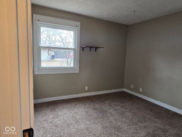 3687 N Countryside Street, Terre Haute, IN 47803