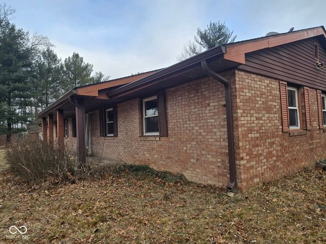 3687 N Countryside Street, Terre Haute, IN 47803