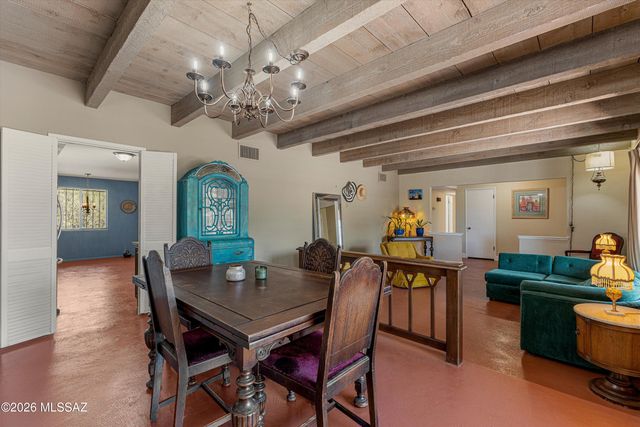 932 W San Martin Drive, Tucson, AZ 85704