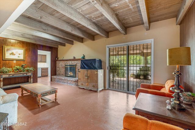 932 W San Martin Drive, Tucson, AZ 85704