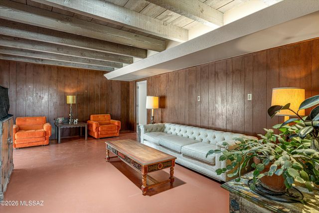 932 W San Martin Drive, Tucson, AZ 85704