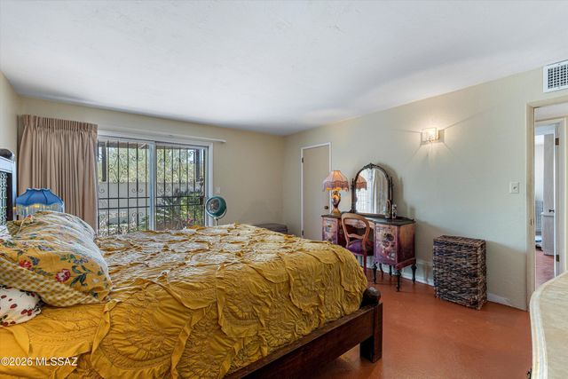 932 W San Martin Drive, Tucson, AZ 85704