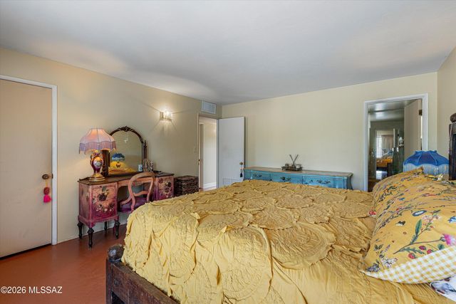 932 W San Martin Drive, Tucson, AZ 85704