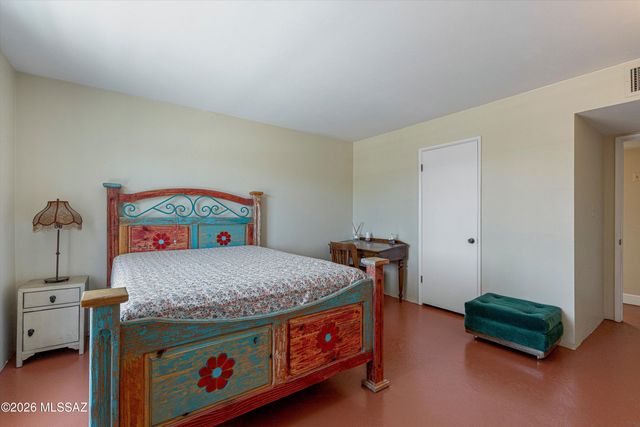 932 W San Martin Drive, Tucson, AZ 85704