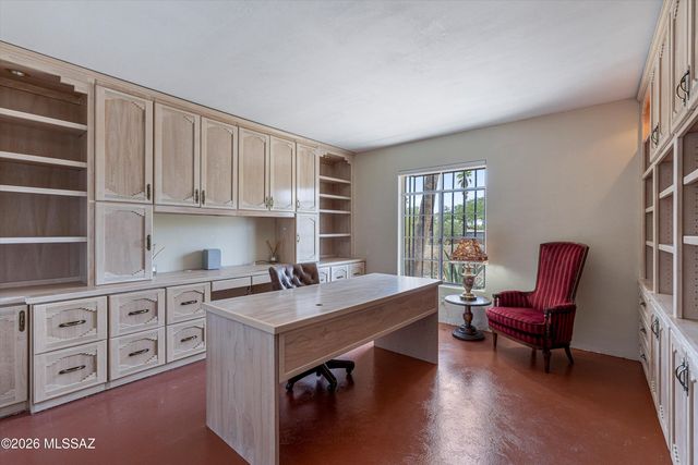 932 W San Martin Drive, Tucson, AZ 85704