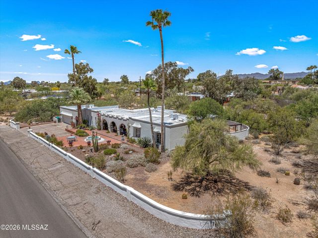 932 W San Martin Drive, Tucson, AZ 85704