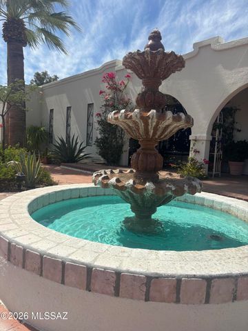 932 W San Martin Drive, Tucson, AZ 85704