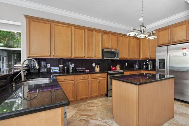 4907 Cypress Way, Coconut Creek, FL 33073