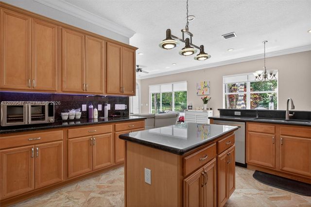 4907 Cypress Way, Coconut Creek, FL 33073
