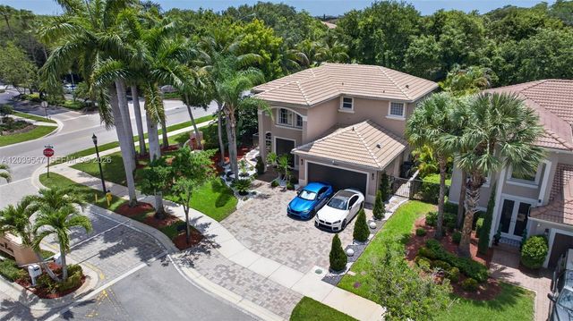4907 Cypress Way, Coconut Creek, FL 33073