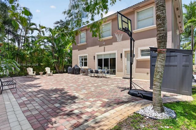 4907 Cypress Way, Coconut Creek, FL 33073