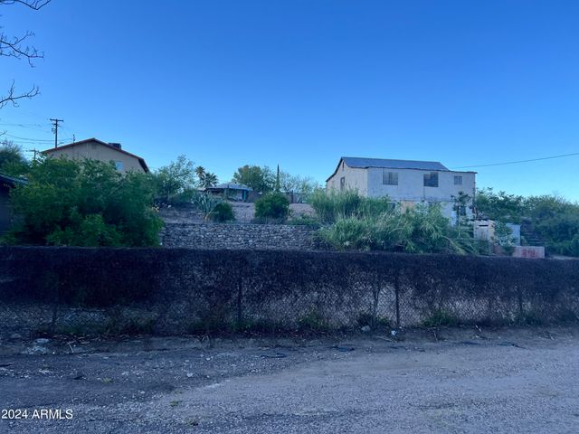 645 W SONORA Street, Superior, AZ 85173