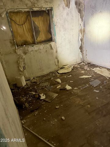 645 W SONORA Street, Superior, AZ 85173