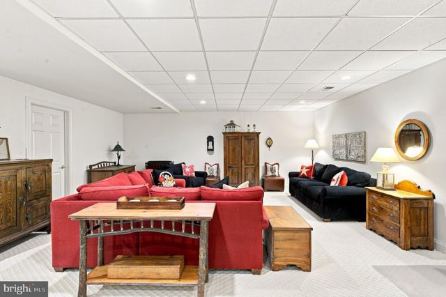 501 MAHONEY DR, Downingtown, PA 19335