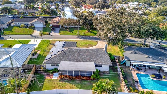 5215 DENVER STREET NE, St Petersburg, FL 33703