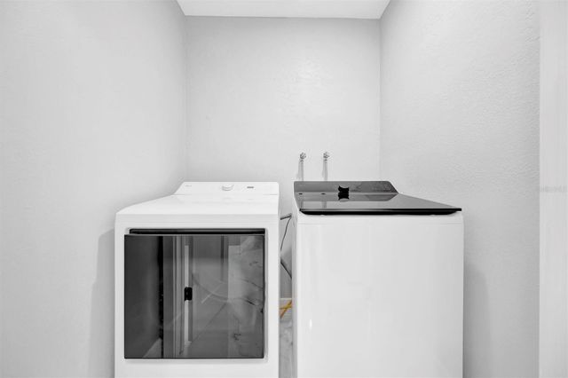 5215 DENVER STREET NE, St Petersburg, FL 33703