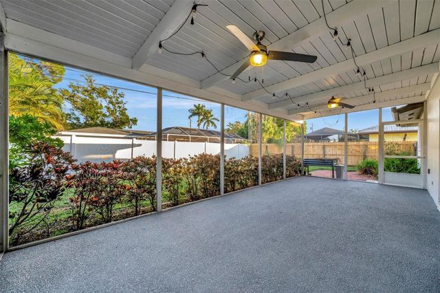 5215 DENVER STREET NE, St Petersburg, FL 33703