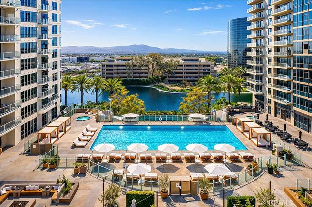 9 MacArthur Place 806, Santa Ana, CA 92707