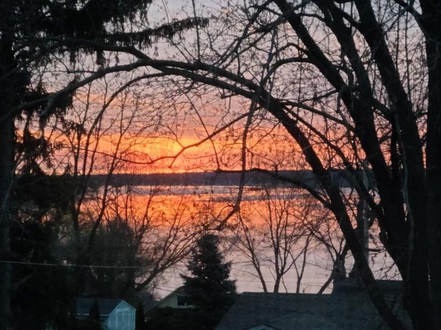 4222 Maple DRIVE, Delavan, WI 53115