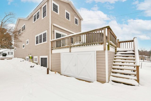 4222 Maple DRIVE, Delavan, WI 53115