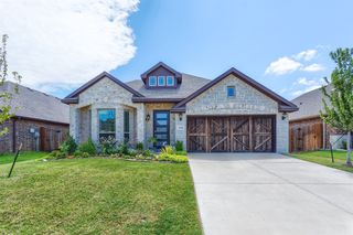 204 Garden Grove Drive, Waxahachie, TX 75165