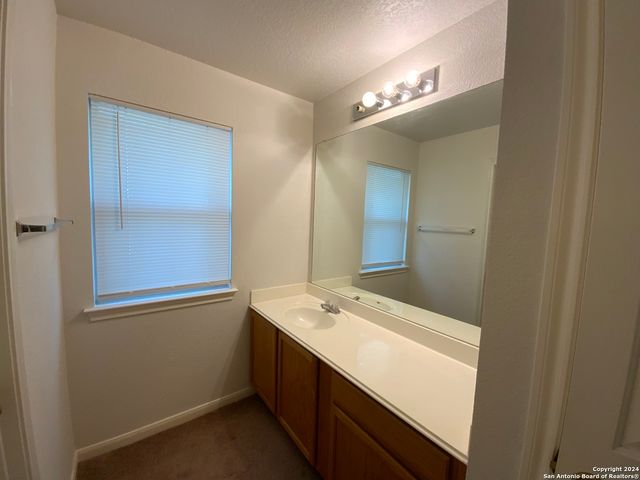 6610 FONTANA PT, San Antonio, TX 78240